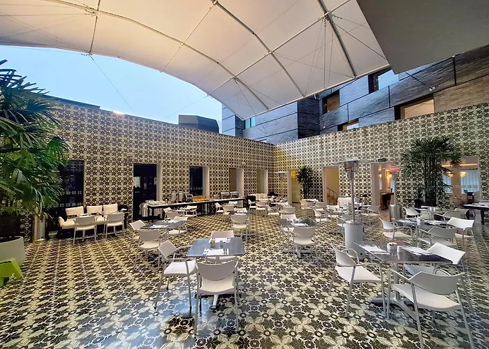 Nm Lima Hotel